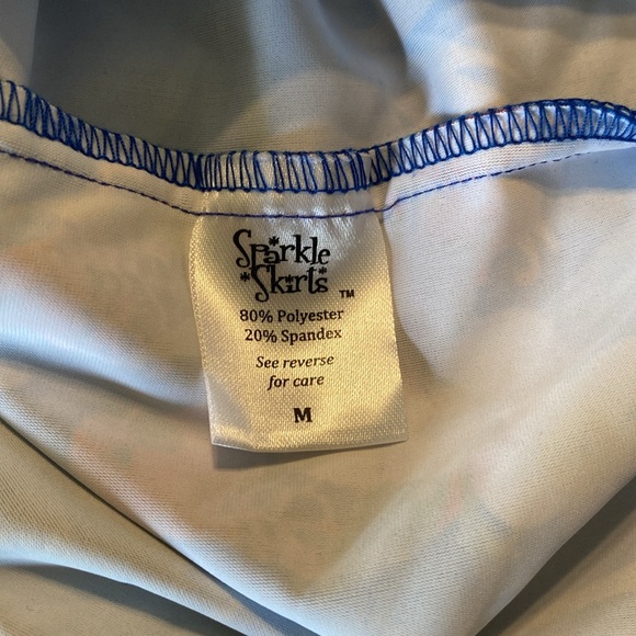 Tropical Pattern Men’s Running Shorts with Pockets on Inner Liner - Picture 3 of 3